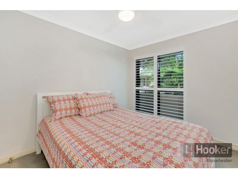 213/392 Marine Parade, Labrador QLD 4215