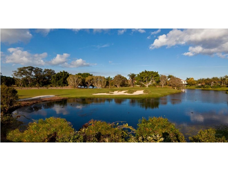 1 Masthead Way, Sanctuary Cove QLD 4212