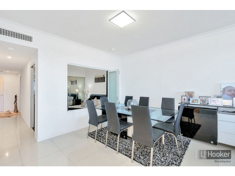 2803/5 Harbour Side Court, Biggera Waters QLD 4216