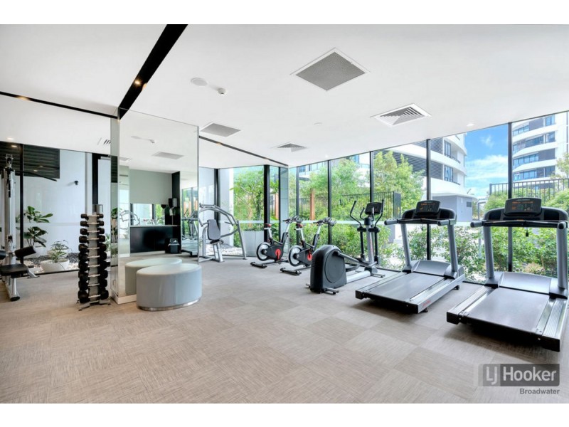 2803/5 Harbour Side Court, Biggera Waters QLD 4216