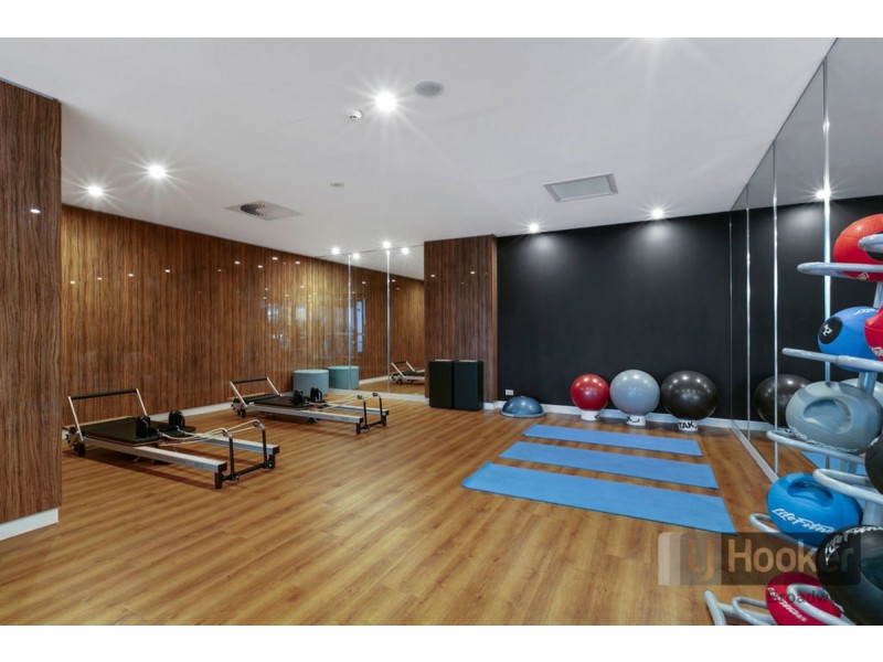 2803/5 Harbour Side Court, Biggera Waters QLD 4216