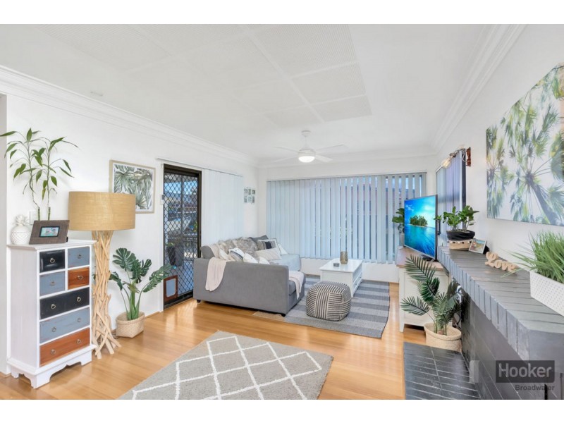 45 Central Street, Labrador QLD 4215
