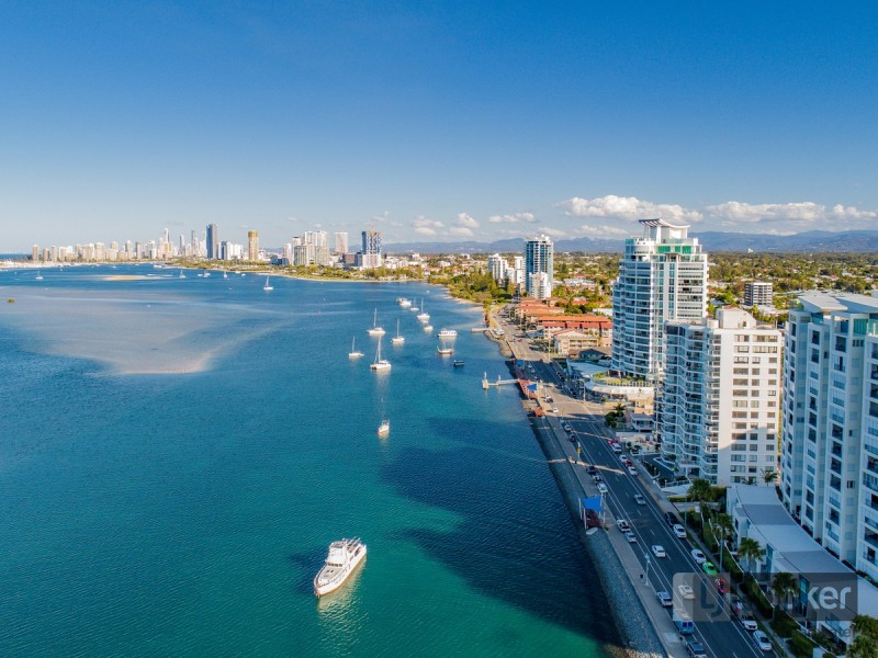 19/316-318 Marine Parade, Labrador QLD 4215
