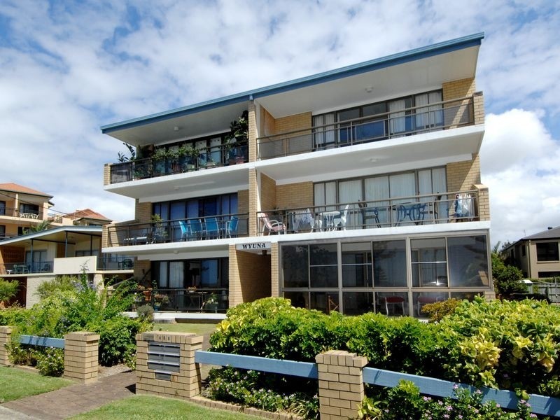 1/458 Marine Parade, Biggera Waters QLD 4216