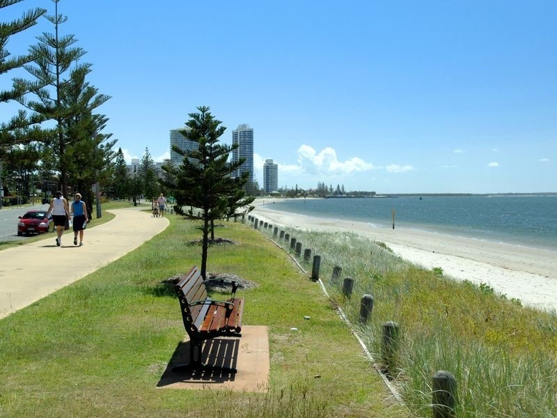 1/458 Marine Parade, Biggera Waters QLD 4216