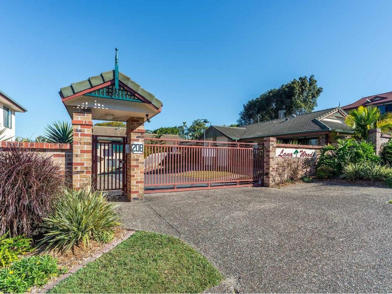1/208 Central Street, Labrador QLD 4215
