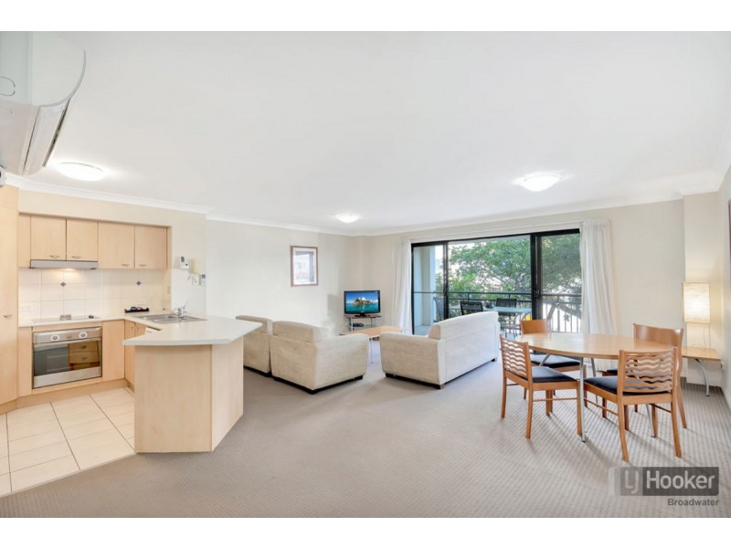 222/392 Marine Parade, Labrador QLD 4215