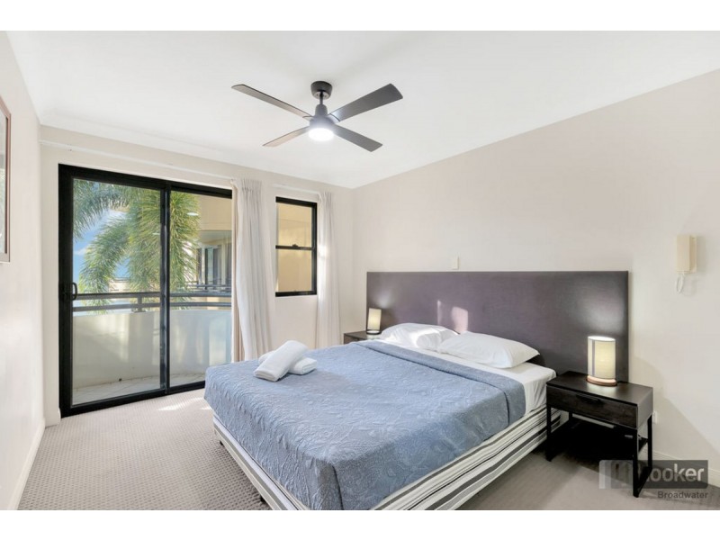 222/392 Marine Parade, Labrador QLD 4215