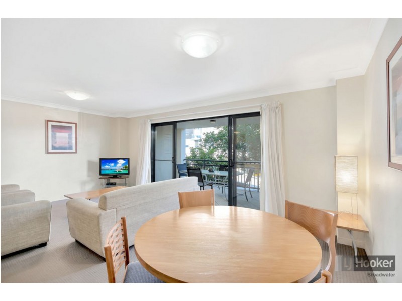 222/392 Marine Parade, Labrador QLD 4215