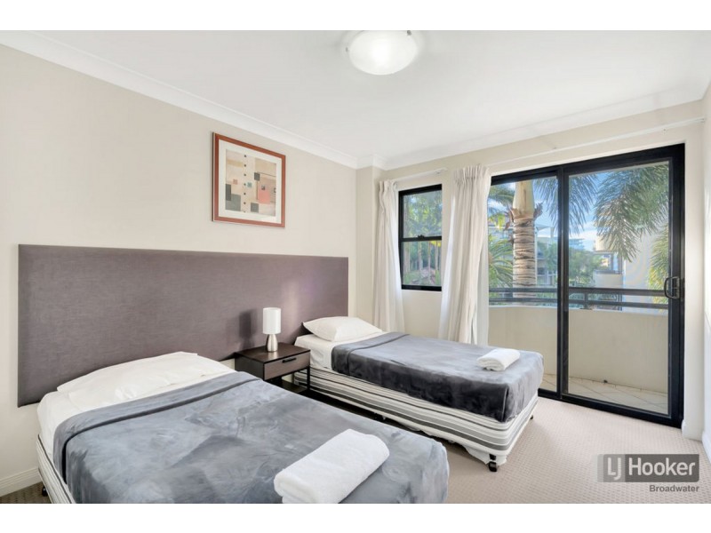 222/392 Marine Parade, Labrador QLD 4215