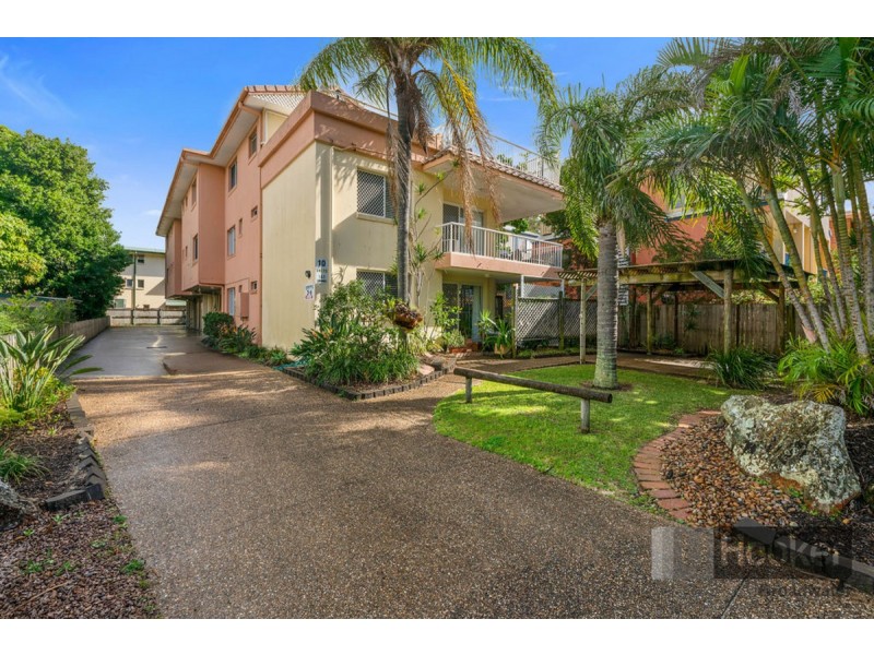 1/10 Brighton Street, Biggera Waters QLD 4216
