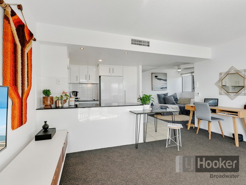 12/242-244 Marine Parade, Labrador QLD 4215
