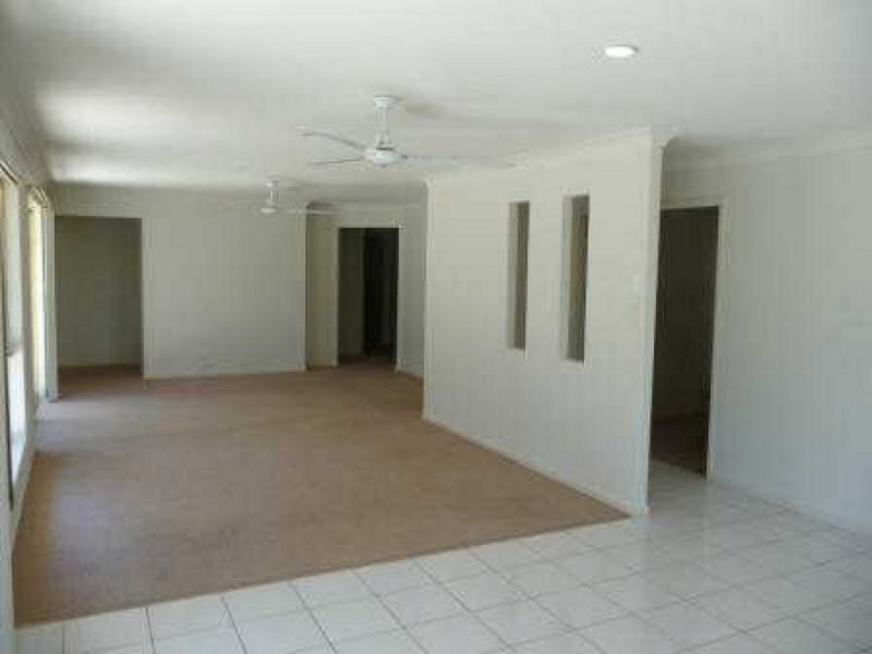 75 Cootharaba Drive, Helensvale QLD 4212