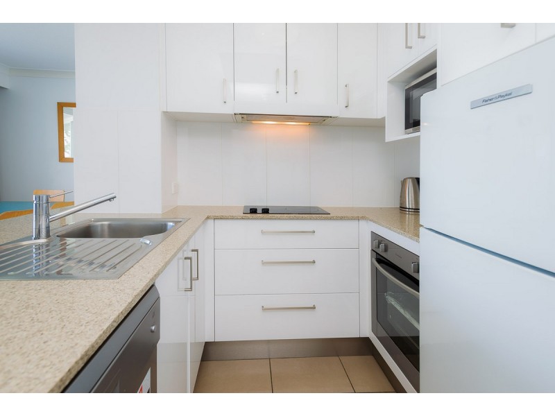 2E/510 Marine Parade, Biggera Waters QLD 4216