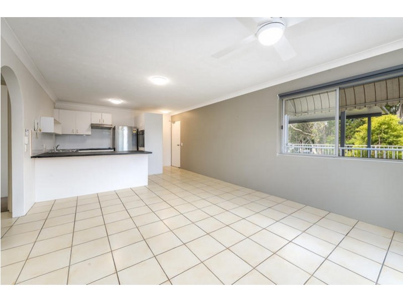 3/5 Brett Avenue, Labrador QLD 4215