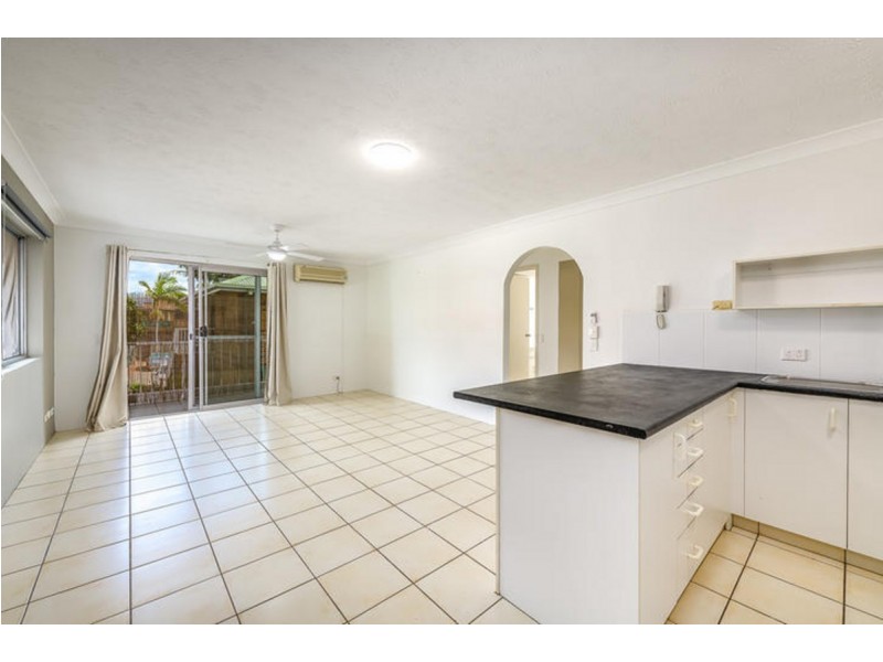 3/5 Brett Avenue, Labrador QLD 4215