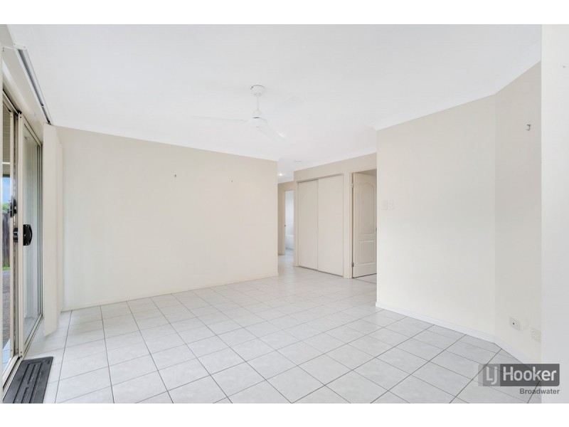 11 Madasin Close, Arundel QLD 4214