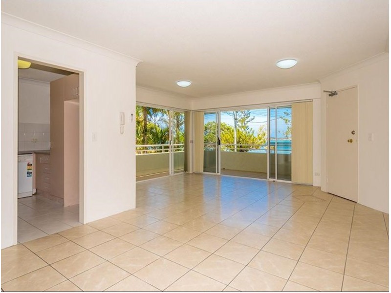 3/194 Marine Parade, Labrador QLD 4215