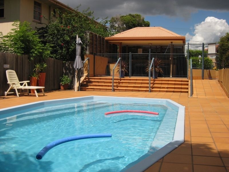 1/83 Brighton Street, Biggera Waters QLD 4216