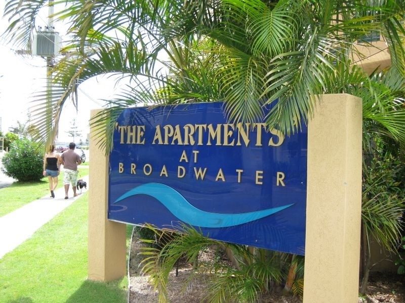 1/83 Brighton Street, Biggera Waters QLD 4216