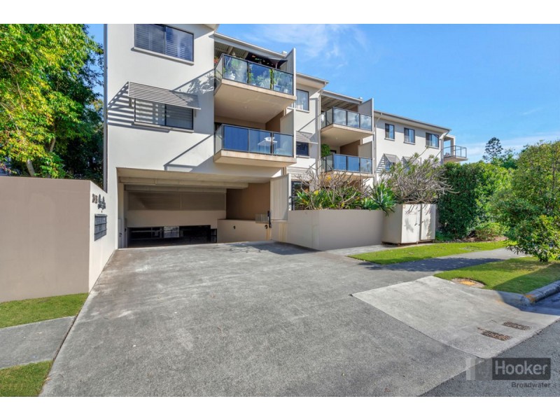 17/24-26 Parker Street, Labrador QLD 4215