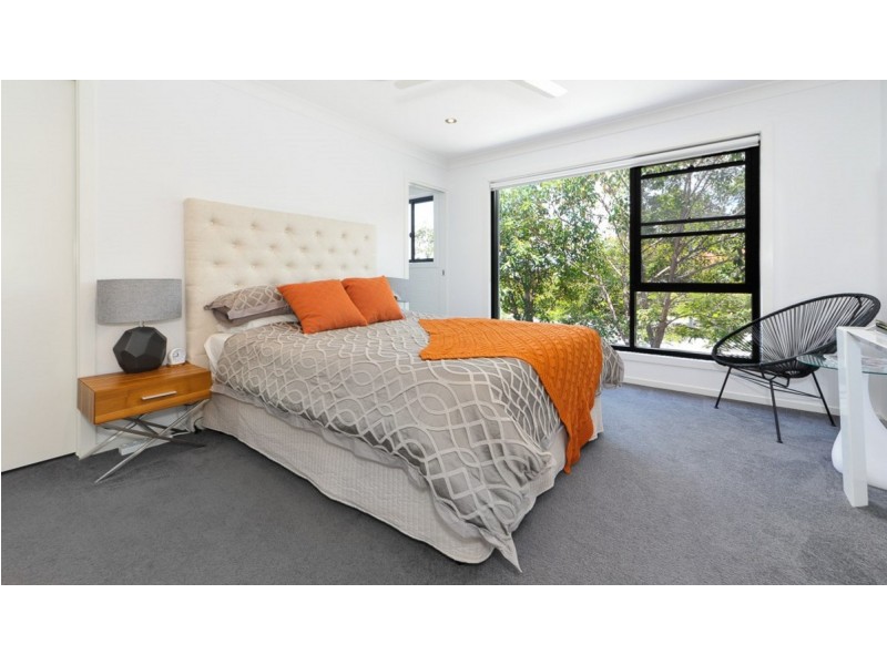 13/323 Bayview Street, Hollywell QLD 4216