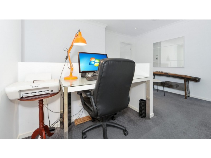 13/323 Bayview Street, Hollywell QLD 4216