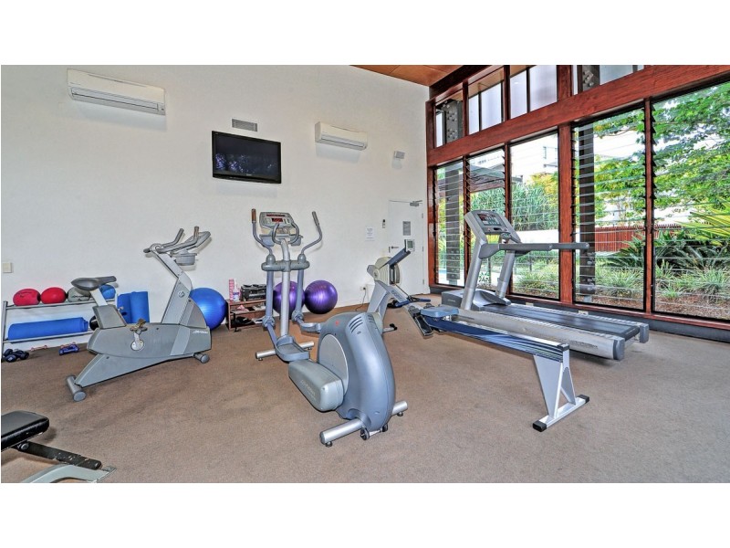 13/323 Bayview Street, Hollywell QLD 4216