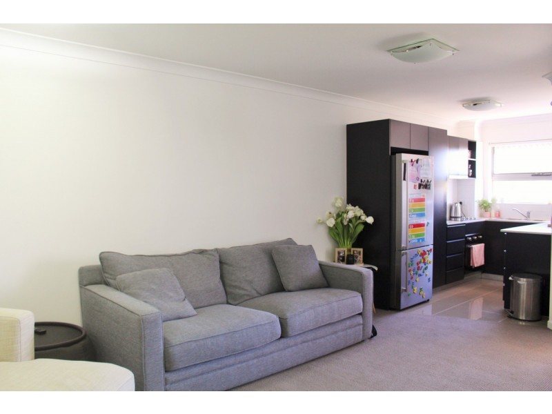 14/14-16 Proud Street, Labrador QLD 4215