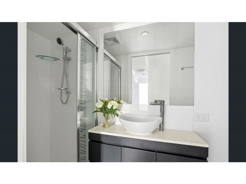 14/14-16 Proud Street, Labrador QLD 4215