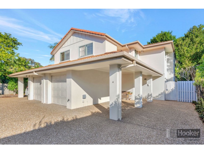 4/4 Gordon Street, Labrador QLD 4215