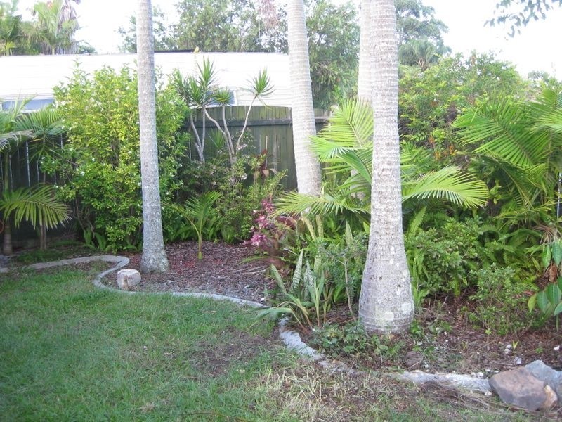 1/7 Morinda Way, Labrador QLD 4215