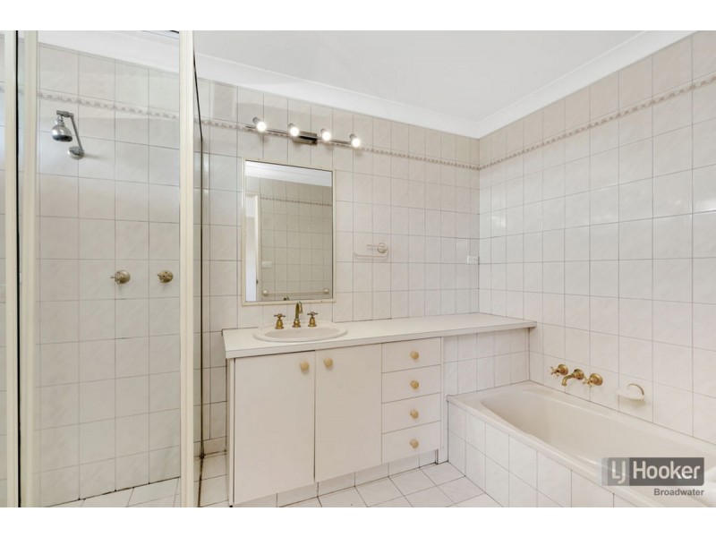 9/142 The Esplanade, Paradise Point QLD 4216