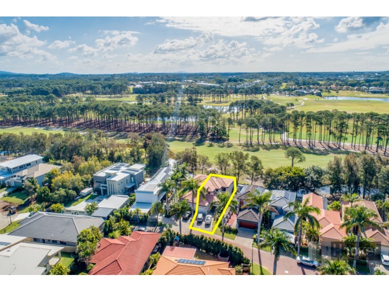 42 Shinnecock Close, Hope Island QLD 4212