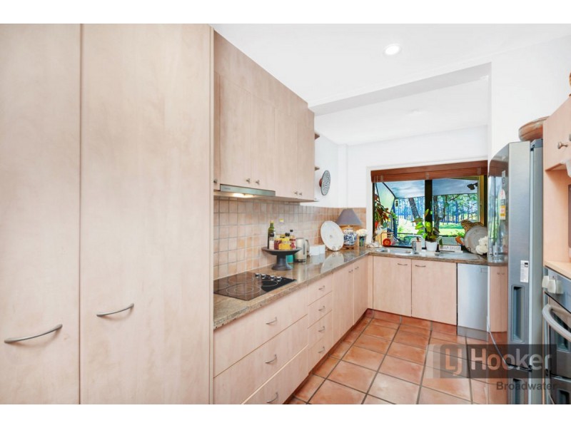 42 Shinnecock Close, Hope Island QLD 4212