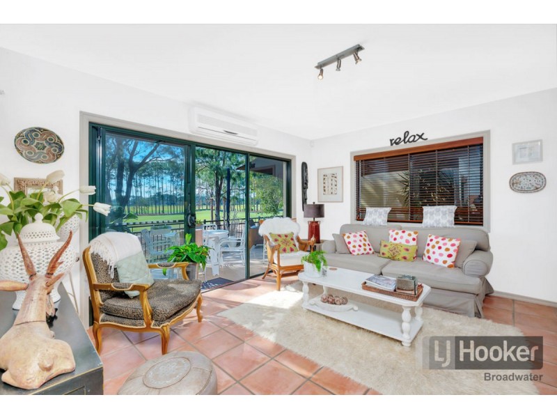 42 Shinnecock Close, Hope Island QLD 4212
