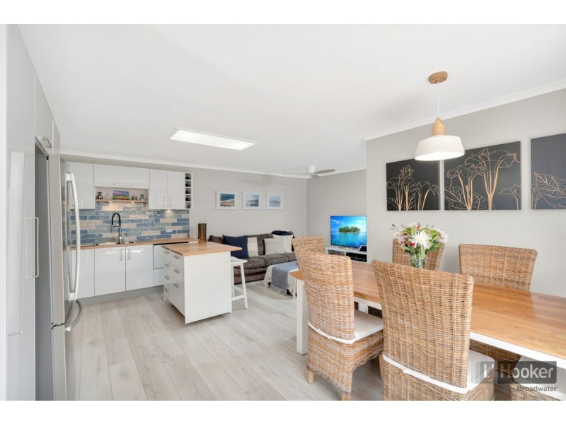1/17 Telopea Street, Labrador QLD 4215