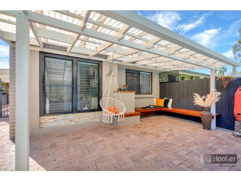 1/17 Telopea Street, Labrador QLD 4215