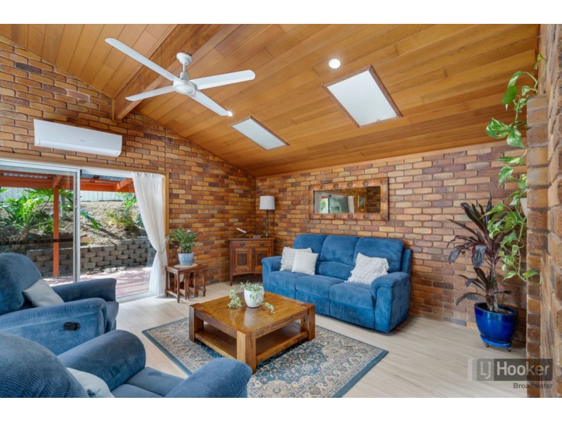 297 Central Street, Arundel QLD 4214