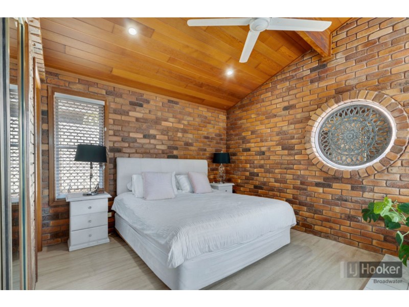 297 Central Street, Arundel QLD 4214