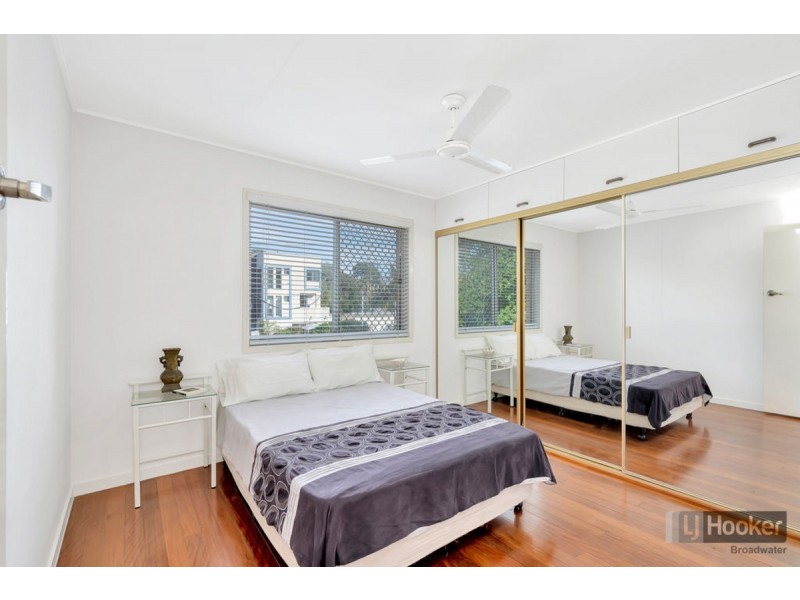 3/9 Middle Street, Labrador QLD 4215