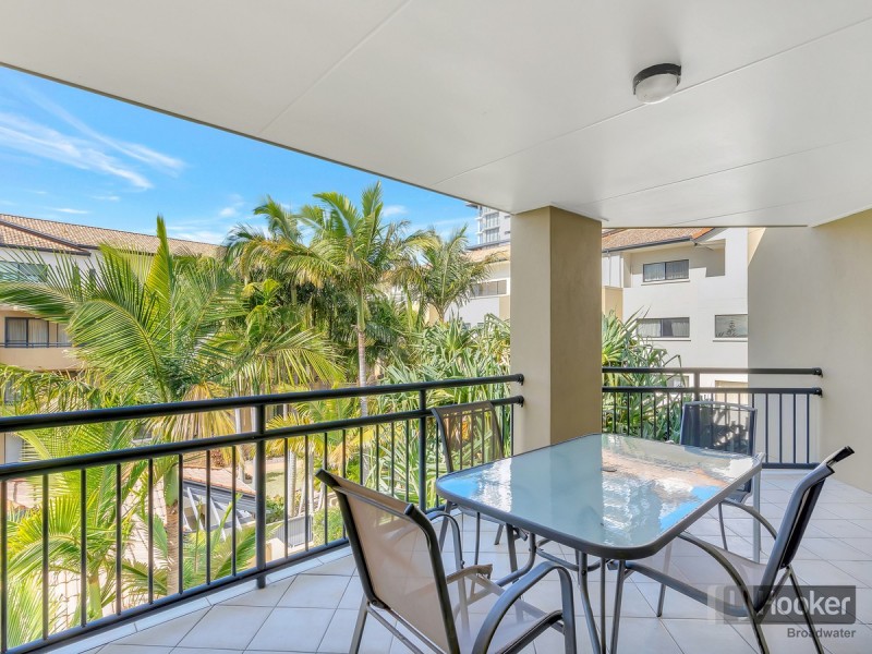 302/392 Marine Parade, Labrador QLD 4215
