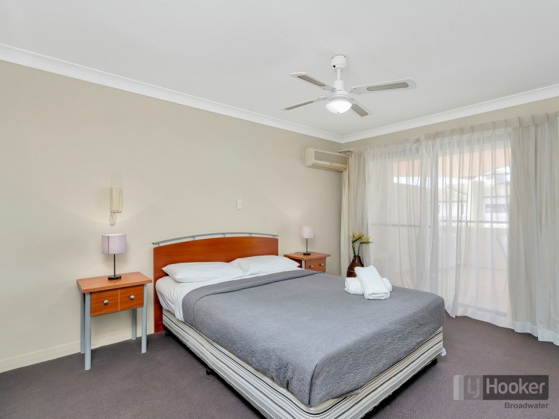 302/392 Marine Parade, Labrador QLD 4215