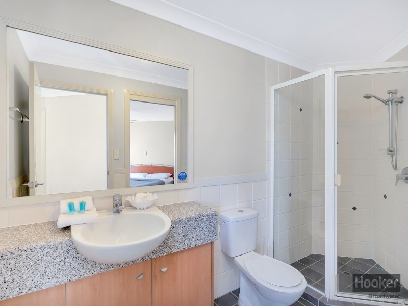 302/392 Marine Parade, Labrador QLD 4215