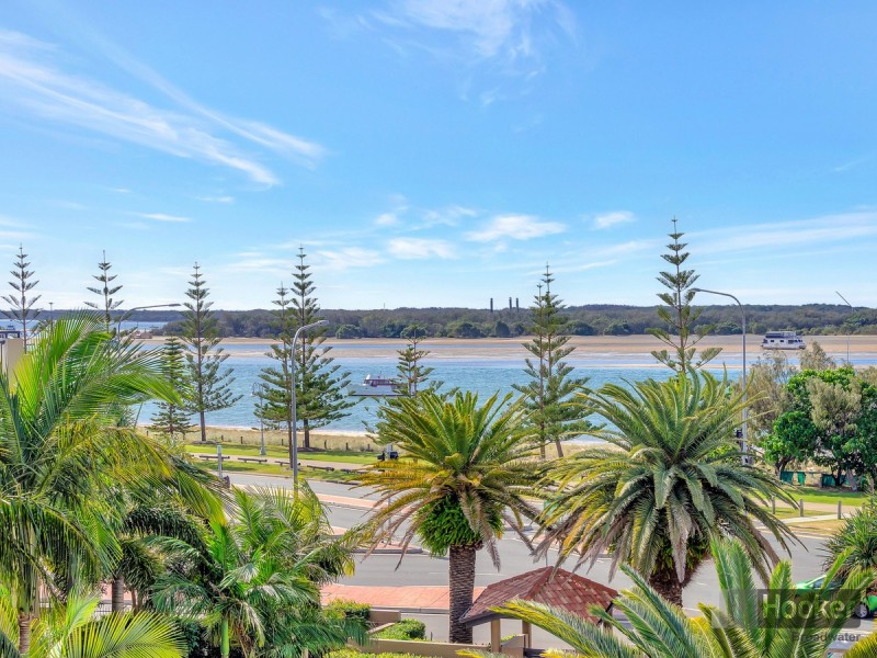 302/392 Marine Parade, Labrador QLD 4215