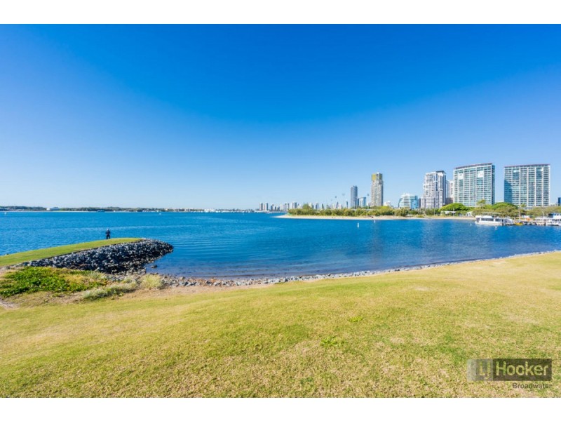 307/132 Marine Parade, Southport QLD 4215