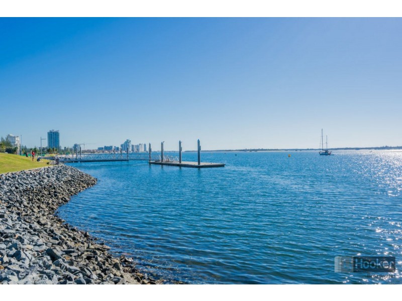 307/132 Marine Parade, Southport QLD 4215