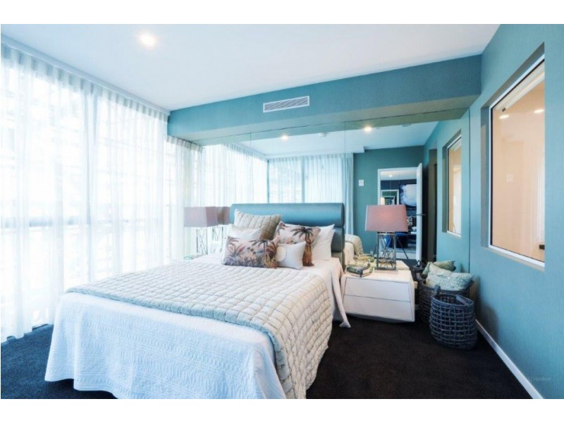 5805/5 Harbourside Court, Biggera Waters QLD 4216