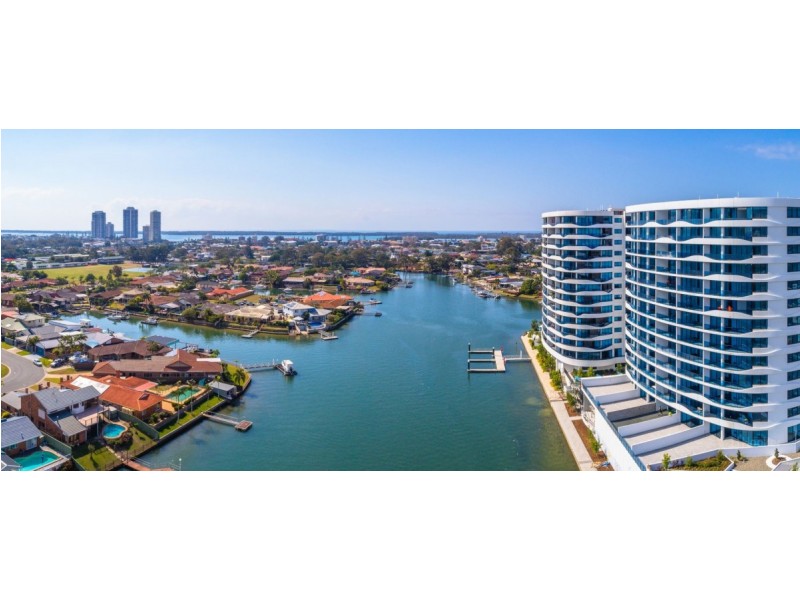 5805/5 Harbourside Court, Biggera Waters QLD 4216