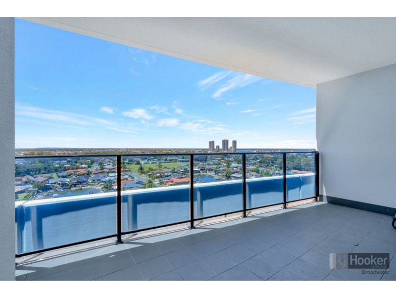 11104/5 Harbour Side Court, Biggera Waters QLD 4216